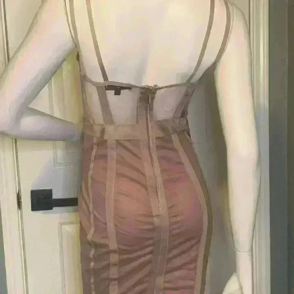 Misguided Women’s Mesh Bandage Corset Detail Mini Dress stretchy material. - Picture 8 of 14